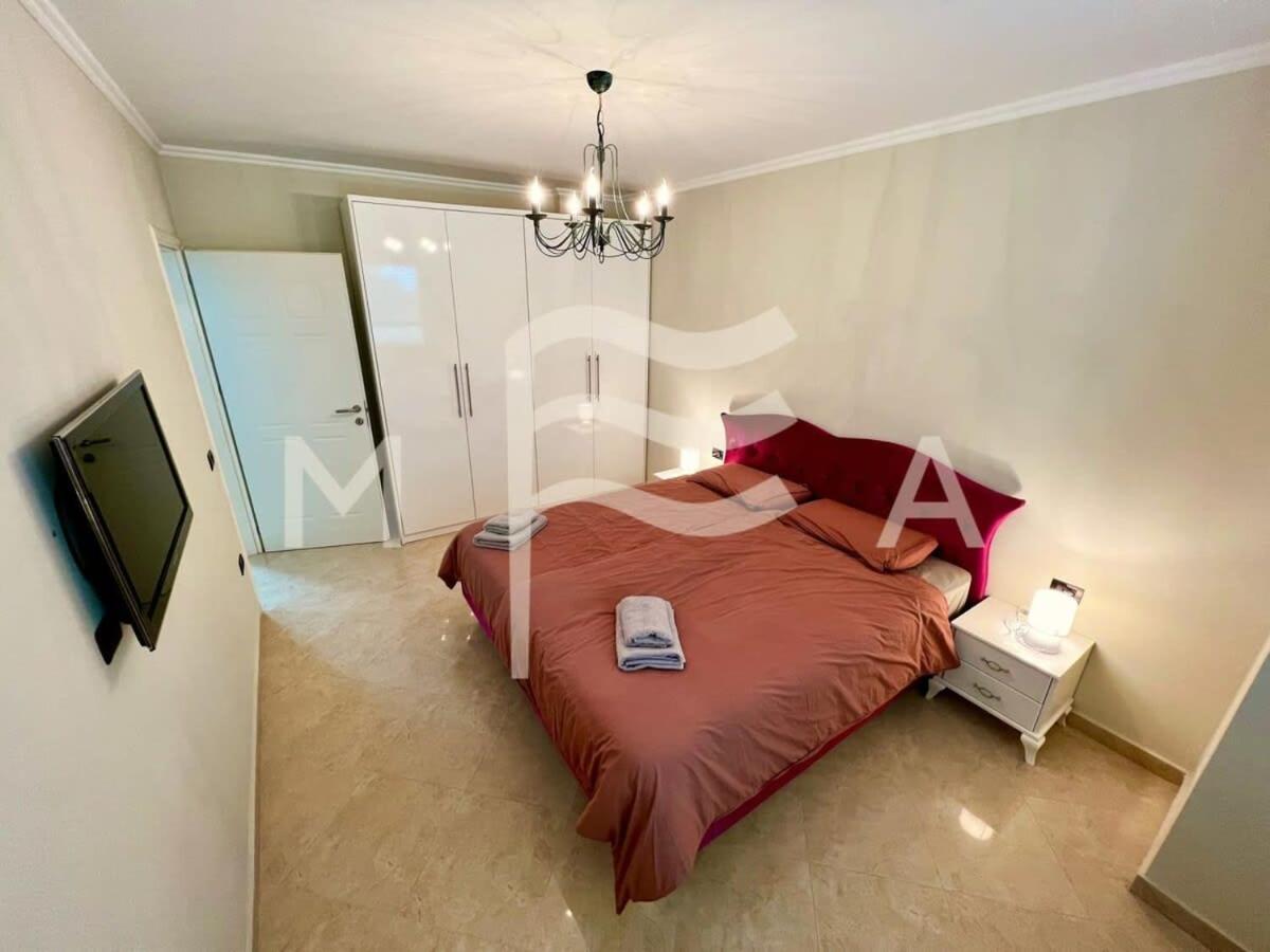3 Bedroom Beachfront 834 * Golem (Tirana)
