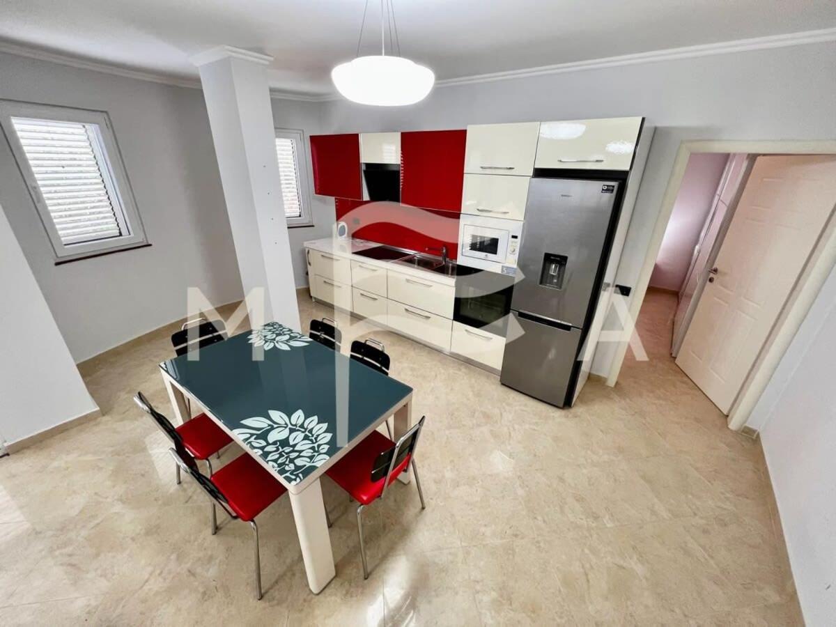 Apartament 3 Bedroom Beachfront 834 Golem (Tirana)